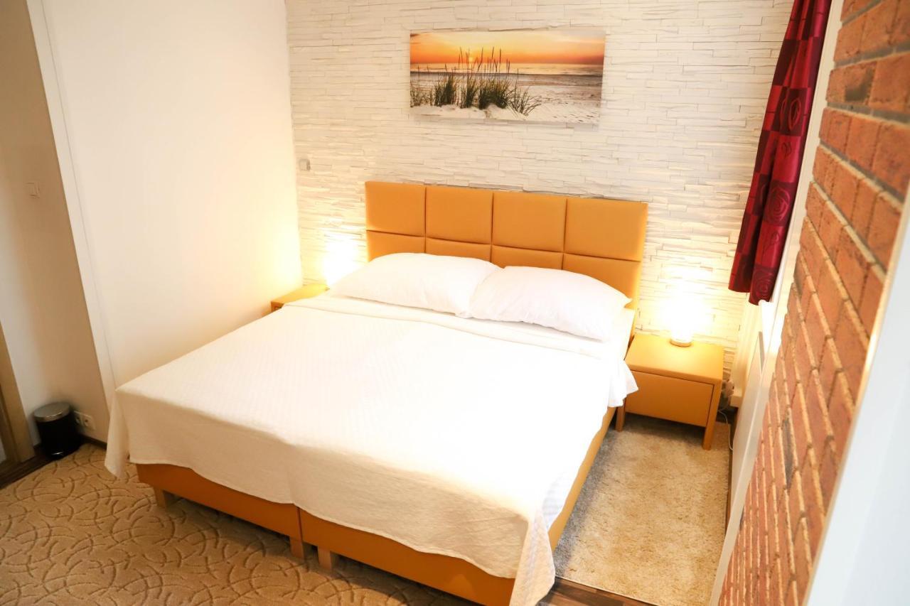 «Go West» Guest Rooms Viena Exterior foto